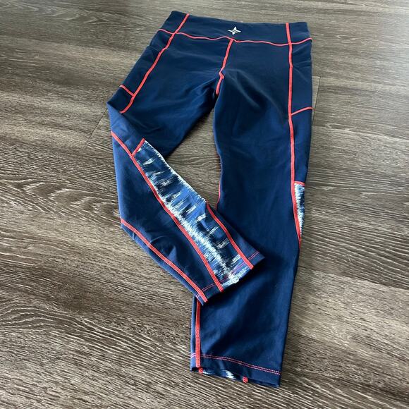EUC Tuckernuck Navy & Amer-ikat High Rise Flex Compression Leggings Size Small - Picture 7 of 13
